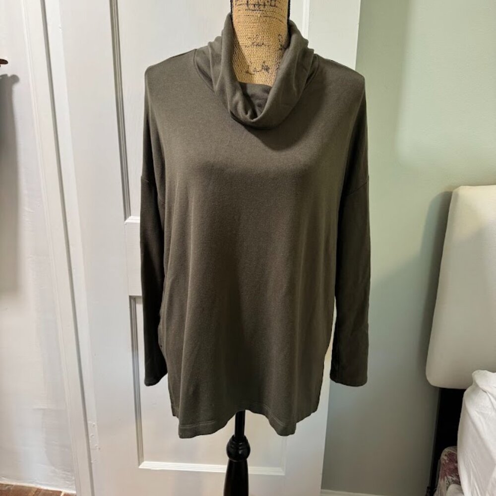 Lou & Grey Pull Over